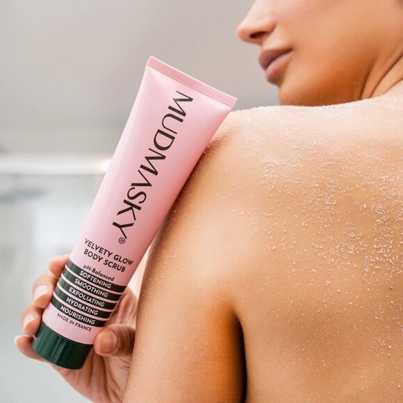 Mudmasky Other - Mudmasky Velvety Glow Body Scrub 180mL Full Size